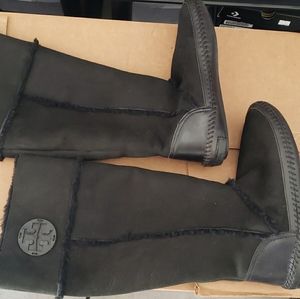 Tory burch boots